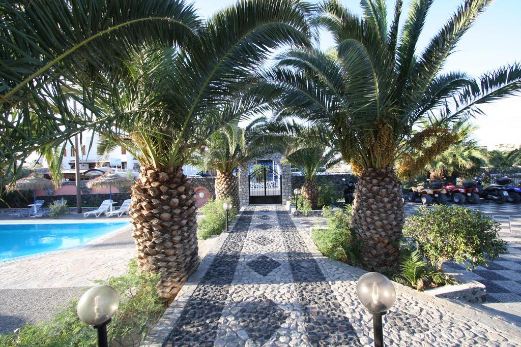 Petra Nera Hotel Perissa  Exterior photo
